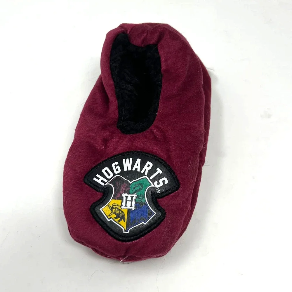 Harry Potter‎ Maroon Youth Kids Unisex Size 3-5 Slipper Socks M/L Cozy Gripper